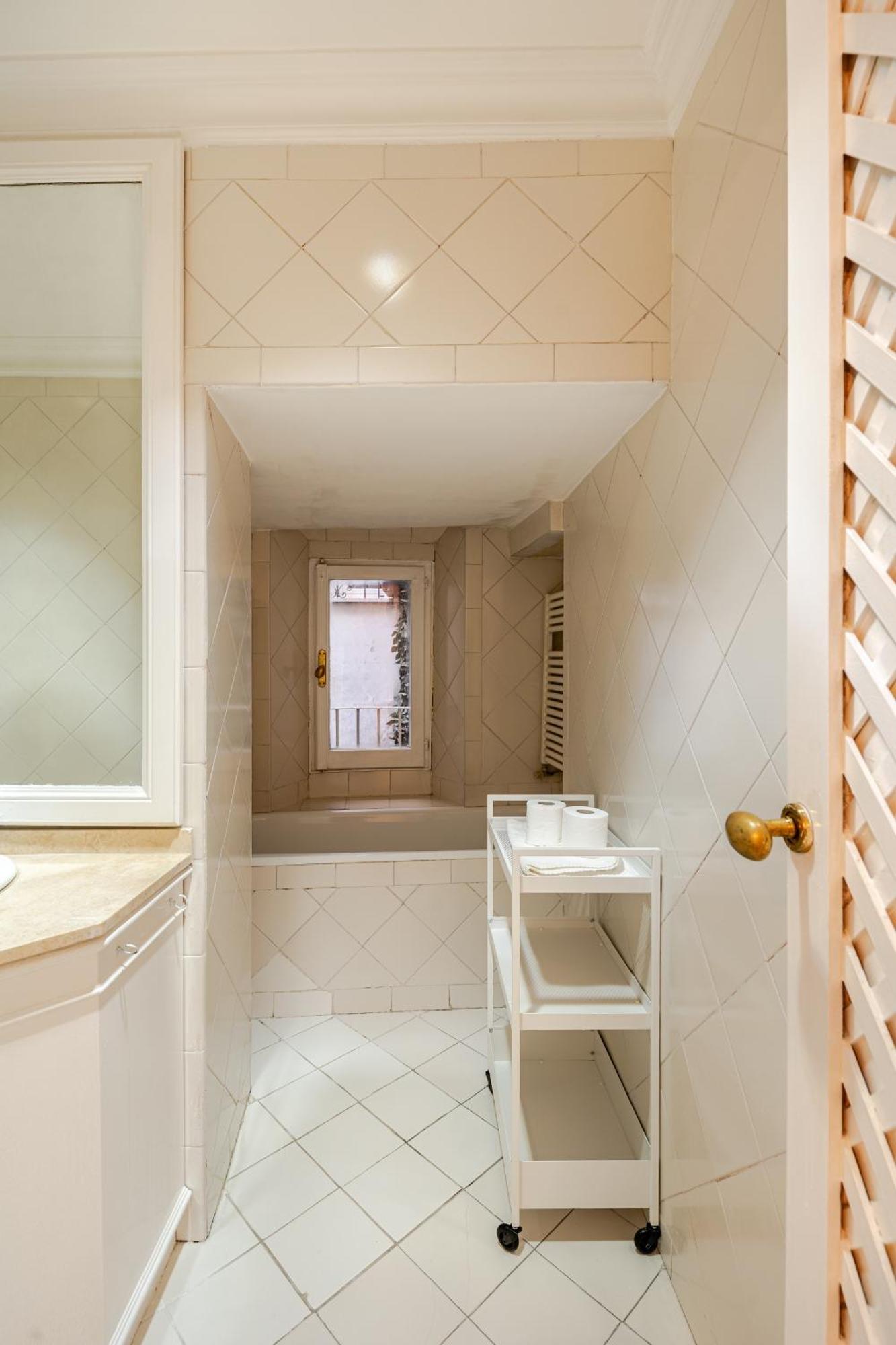 Appartement Casa Storica 4bdr Con Terrazza A Campo De Fiori *